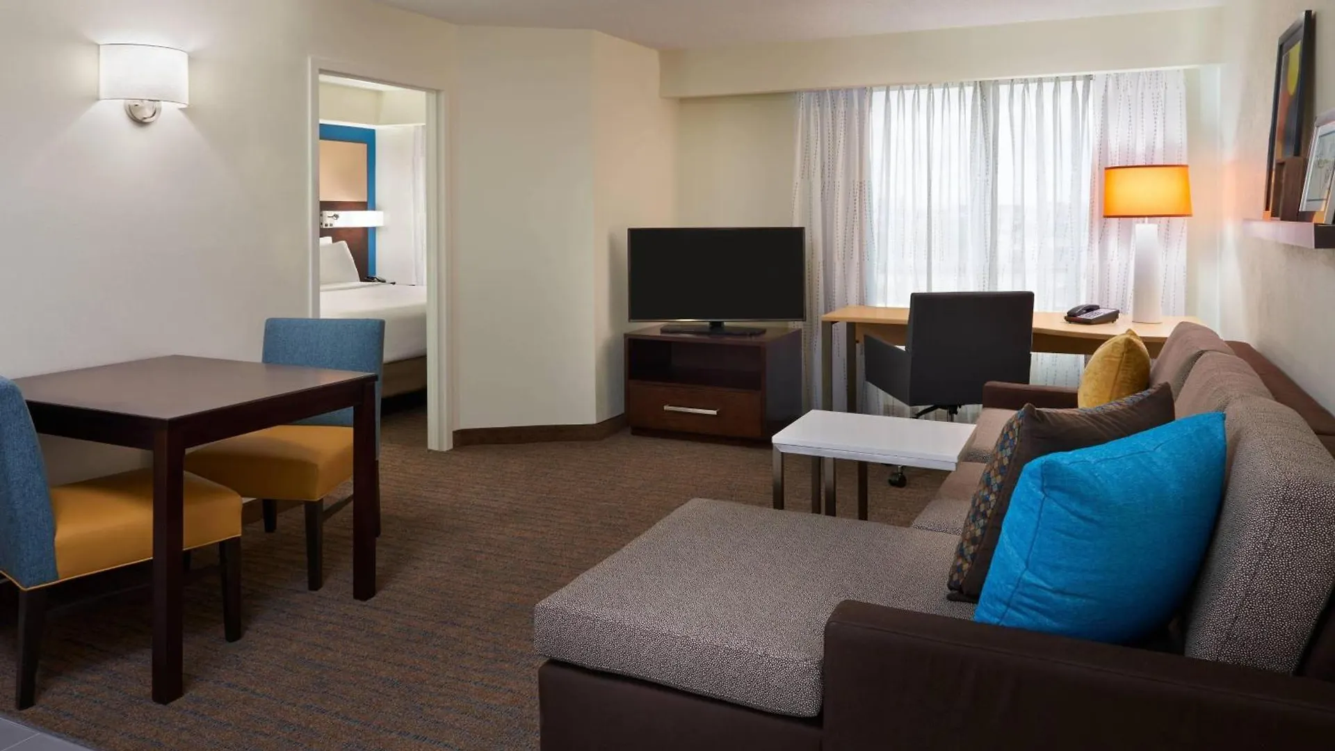 Residence Inn By Marriott Toronto Airport 3*,  Canadá