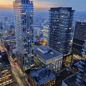 2 Bedrooms & 1 Bedroom Spectacular Apartment Toronto