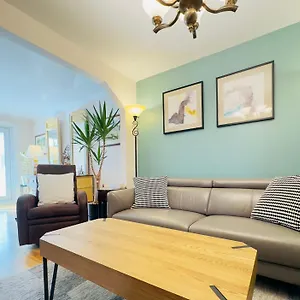 Peace House Subway&private Parking 5 Mins Downtown Villa Montreal
